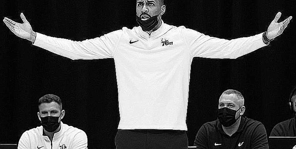 Alex Len rời Baskonia sau một buổi tập: đọc vụ chia tay bằng dữ liệu y tế và hạn ngạch