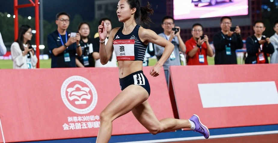 Năm mươi phút không bàn đạp ga: Khi phần mềm cướp quyền lái cuộc đua khỏi tay đua F1