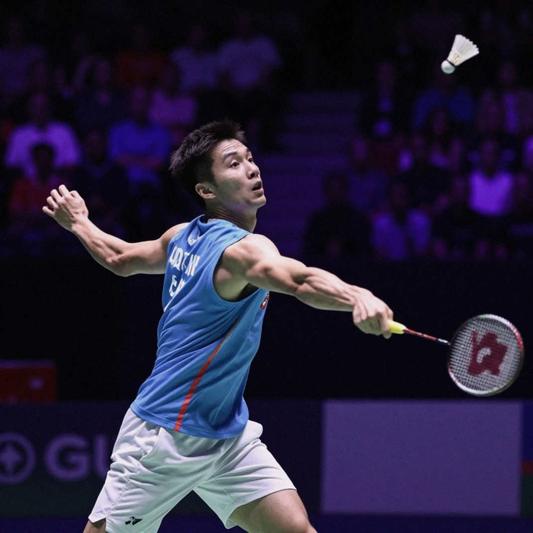 Kỳ Chuyển Nhượng Không Nói Dối: Người Hát Rong Esports Đọc Vết Nứt Giữa Tiếng Ồn Kỳ Chuyển Nhượng Không Nói Dối: Người Hát Rong Esports Đọc Vết Nứt Giữa Tiếng Ồn