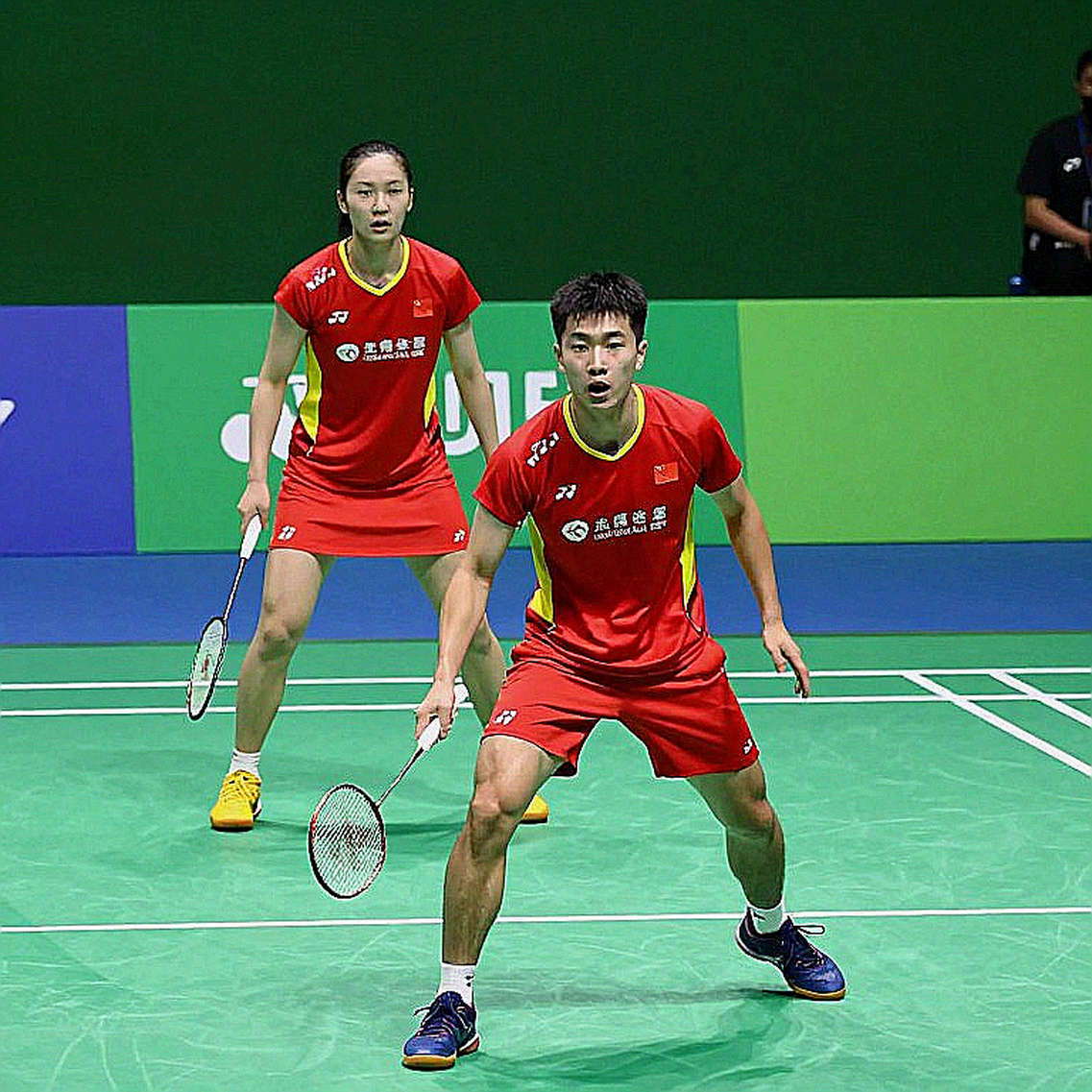 Bàn tay Momota và khoảng lặng trước ngày Alwi Farhan bước vào Asian Games