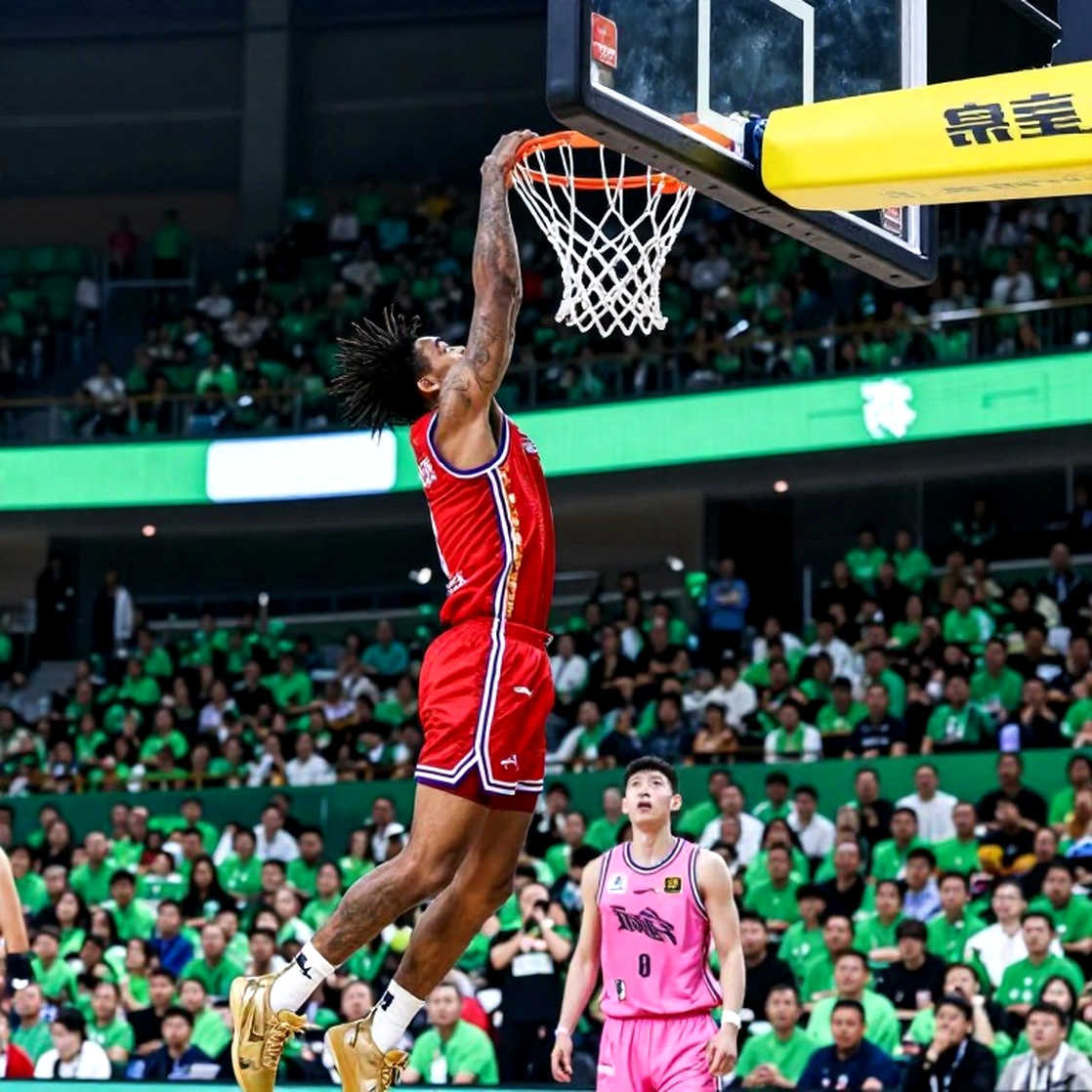 Victor Oladipo gửi thư ngỏ tới các GM NBA: Lời cầu xin cuối cùng hay khởi đầu mới? Victor Oladipo gửi thư ngỏ tới các GM NBA: Lời cầu xin cuối cùng hay khởi đầu mới?