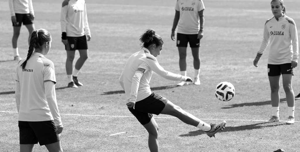 Thị trường chuyển nhượng V.League: dòng tiền có thật, dữ liệu thì không