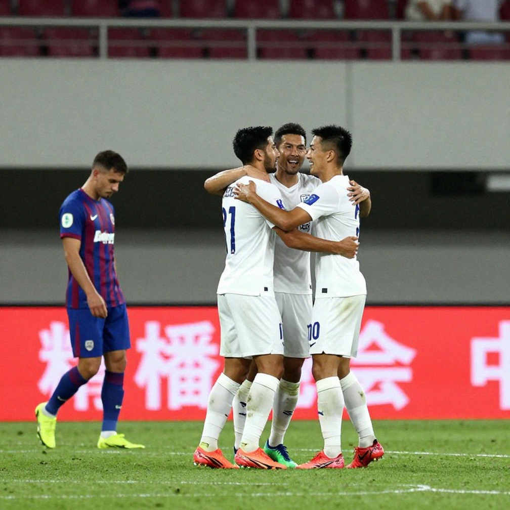Đội hình đầu tiên của Zidane: Năm gương mặt mới, một bản hợp đồng đến 2030 và bài toán liên tục của tuyển Pháp