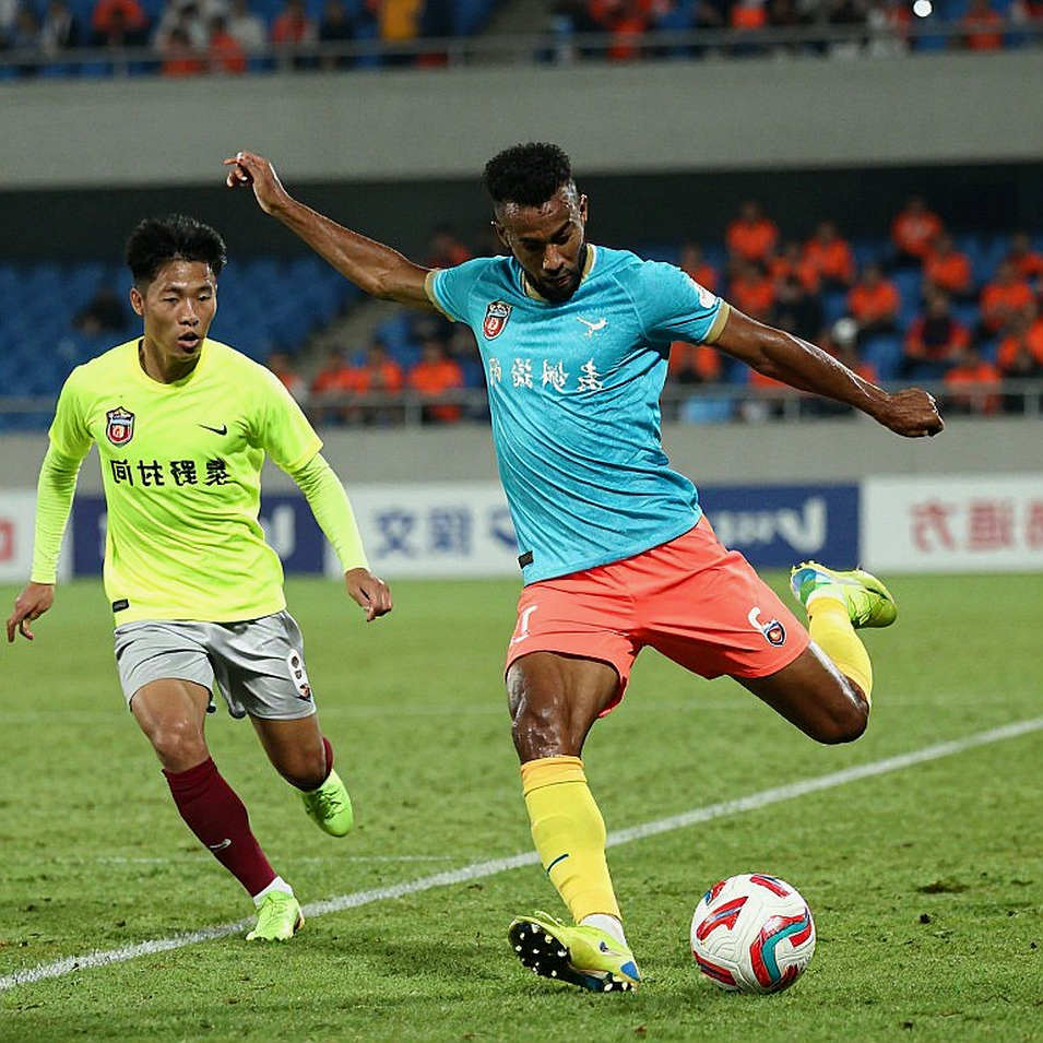 Seven Matches, Ninety Minutes, and the Trace of a Contract Never Signed on the Pitch