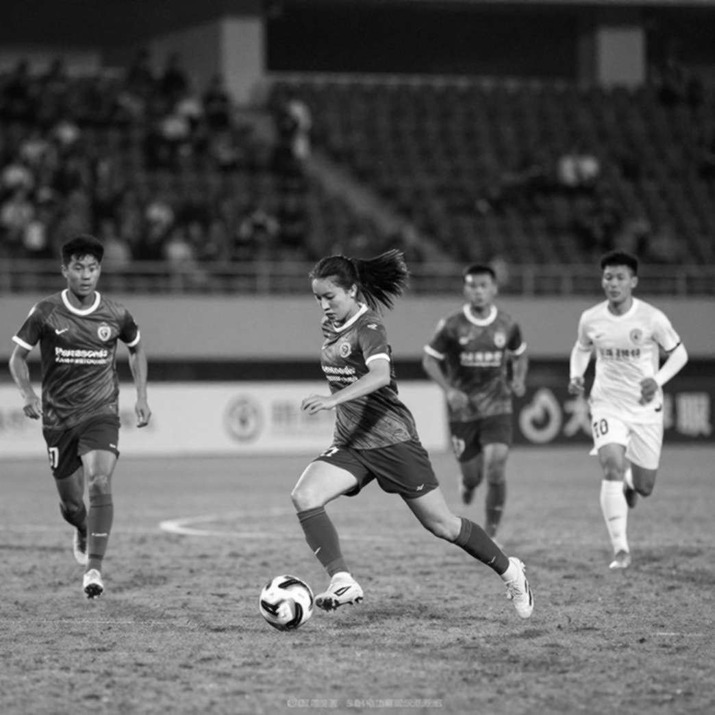V.League: The Transfer Window and the Saddest Play in Vietnamese Football