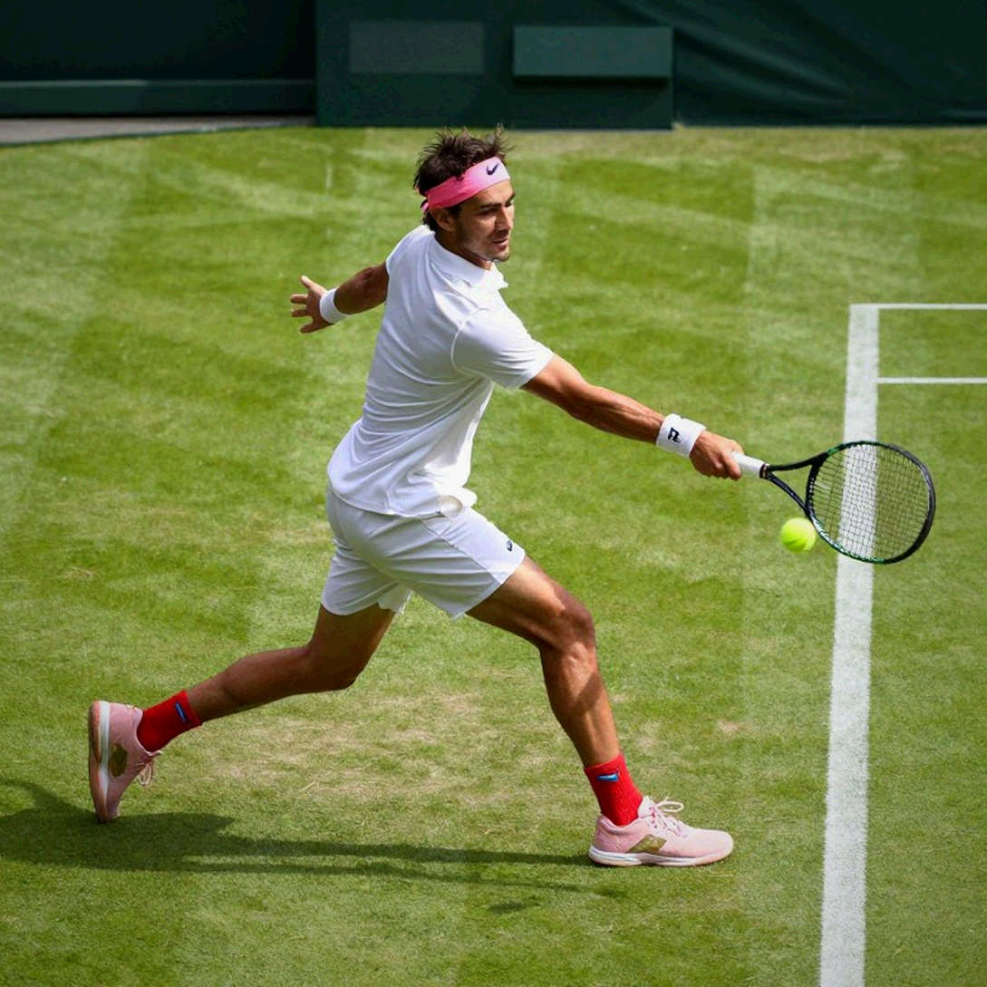 Novak Djokovic's Right Knee: Load Charts, a Meniscus Tear and 27 Days from Paris to Wimbledon Novak Djokovic's Right Knee: Load Charts, a Meniscus Tear and 27 Days from Paris to Wimbledon