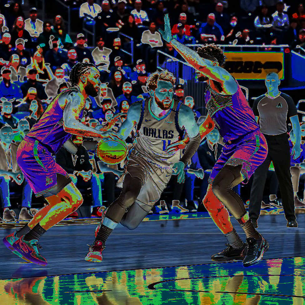 Stephen Curry lật cổ chân ngay tại buổi tập mở: Golden State bước vào mùa giải với bài toán sống còn
