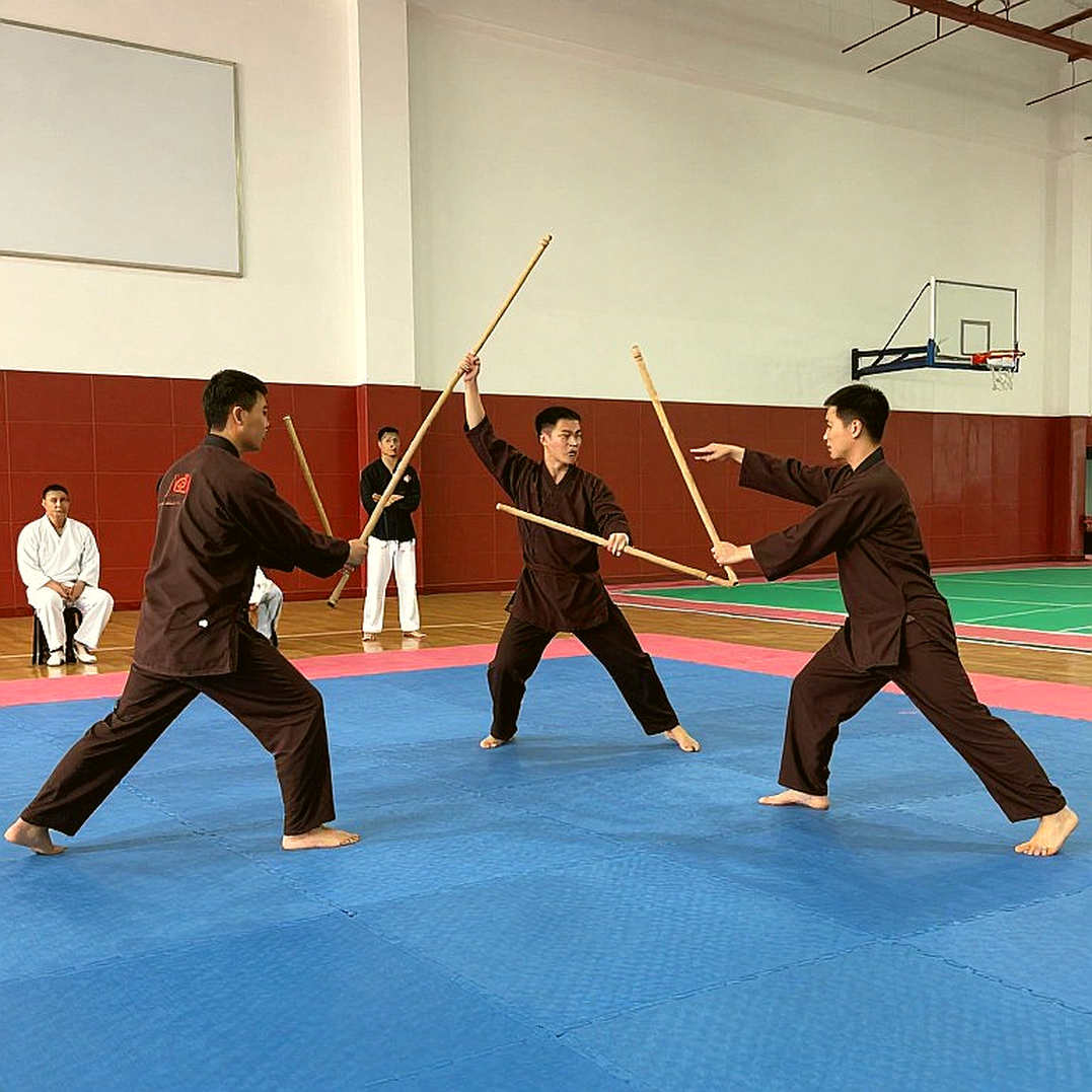 Ba lần sai nhạc trong một ngày ở Aichi-Nagoya 2026: lớp kiểm soát đặt sai tầng