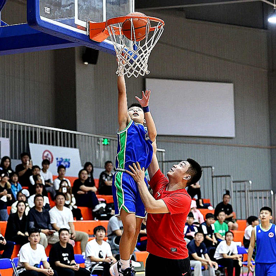 Marius Grigonis tố Ergin Ataman: 'Không có sự giao tiếp' – Phía sau sự im lặng là một chiến lược có chủ đích?
