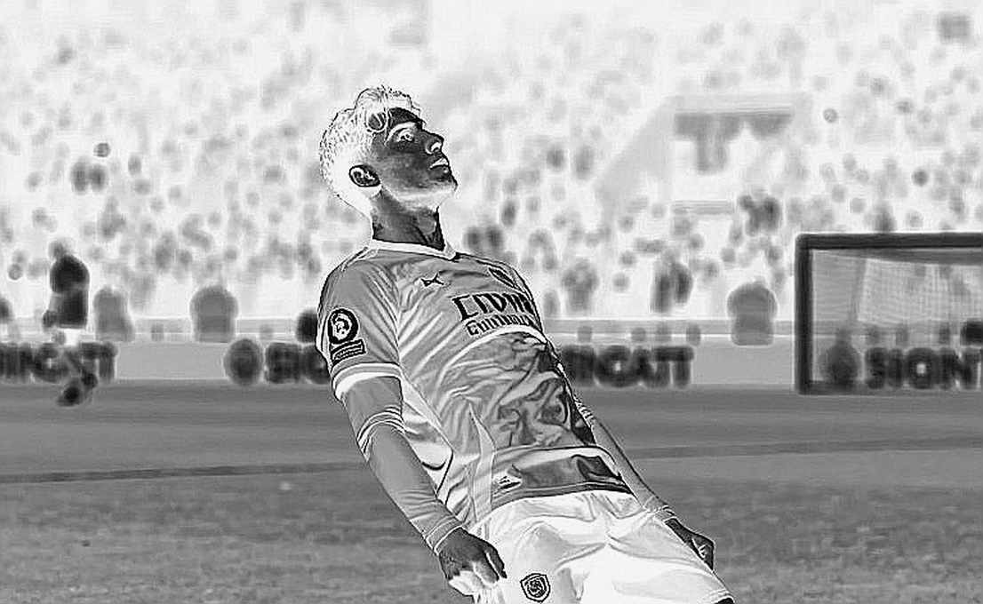 Bốn bàn của Mbeumo, cú hat-trick của Bruno, và phần còn lại đang im lặng