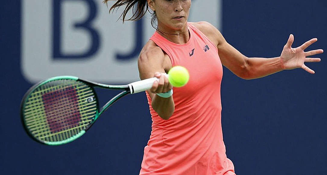 Swiatek hạ Frech 6-2, 6-1 tại Wuhan Open: chuỗi sáu game và dấu hỏi mang tên hạt giống số 7